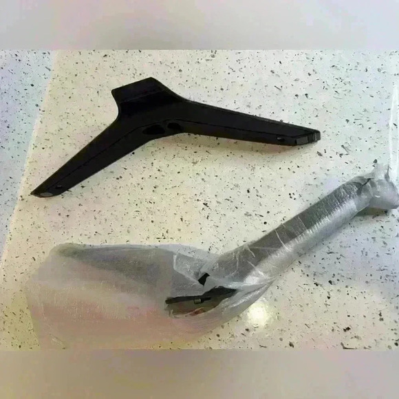 LG NWT TV Stands Complete Base Stand Pedestal Legs Set for LG - Picture 7 of 7